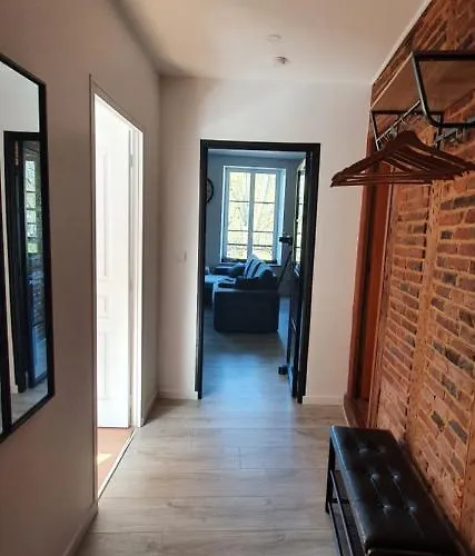 Appartement D\'Hippolyte - Vue Musee Rimbaud